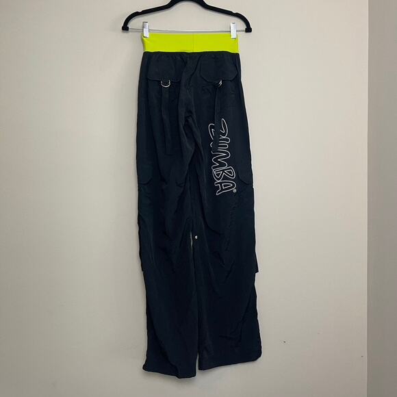 NWT Zumba Simply Shine Black Cargo Performance Dance Activewear Pants Women's M - Picture 5 of 6